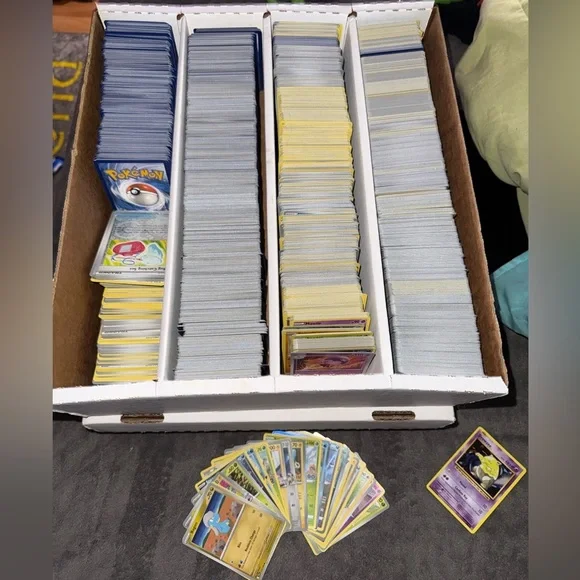 (P1) UPDATED ✨50 Pokemon Cards - Guaranteed HOLOS✨ - Picture 2 of 4